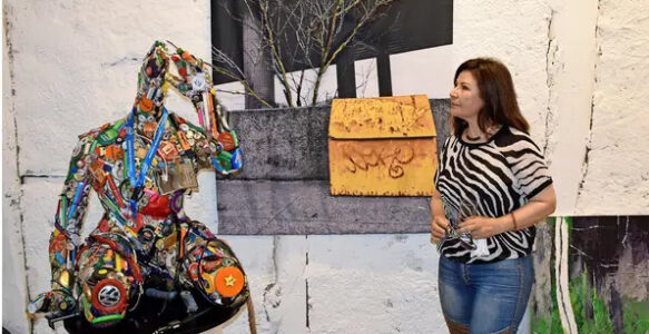 Zarah ShahAli stellt Werke im Kunstraum Benther Berg aus
